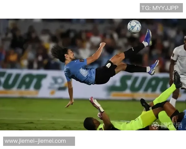 足球星二代的独特身份与父辈影像：相似与差异的双重映照